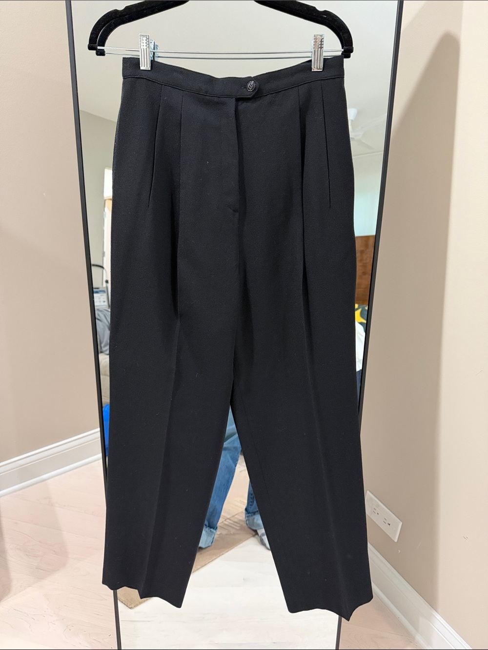 Classic Black Pleated women's Dress Pants